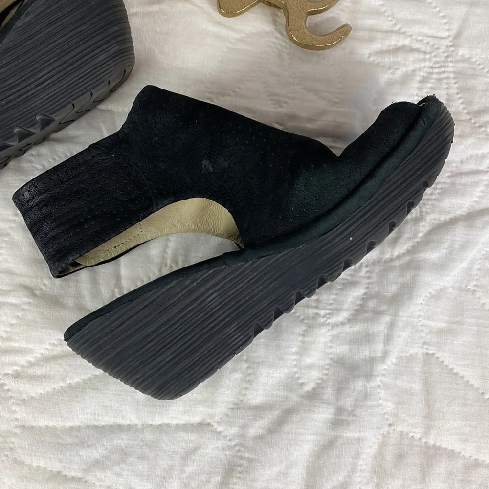 Fly London Yala Perf Suede Open Toe Wedge Sandals - Picture 4 of 10